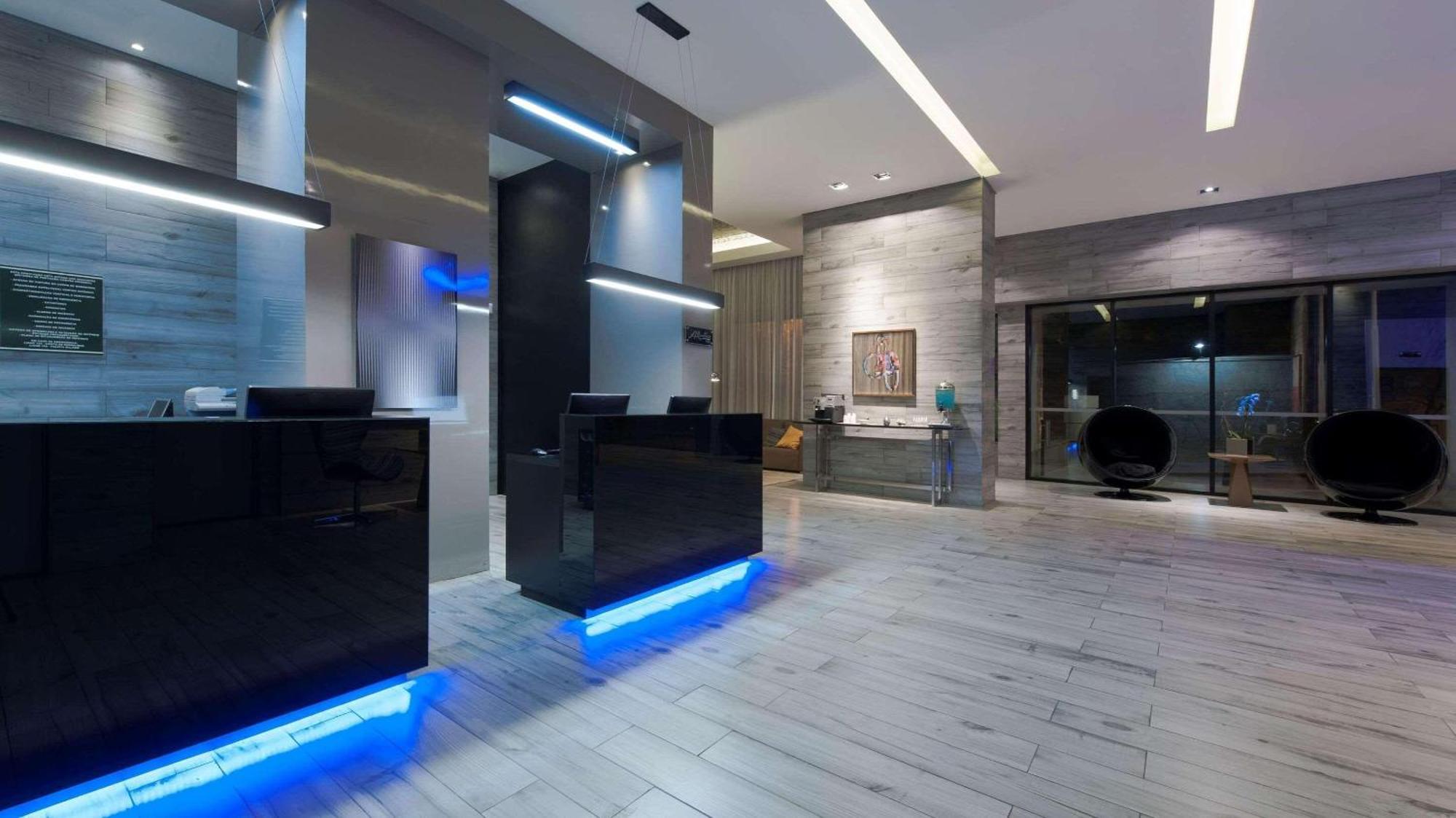 Hotel Radisson Blu Belo Horizonte Savassi Exterior foto The lobby of the hotel